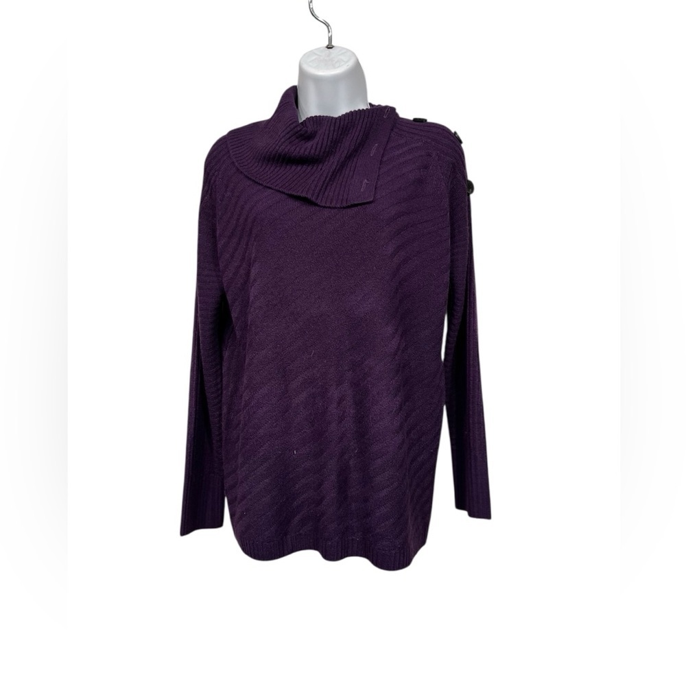 Liz Claiborne sweater size medium